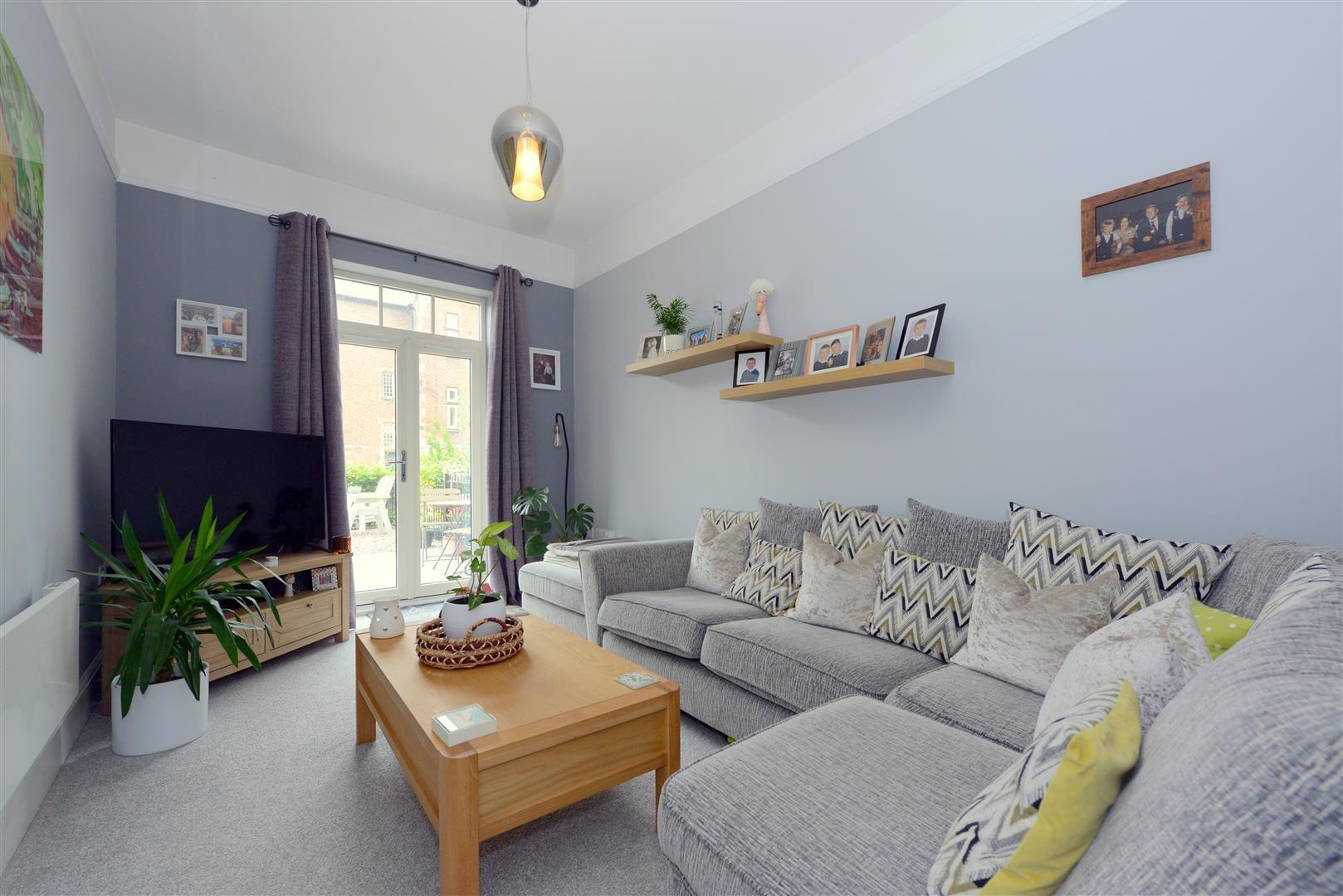 51 The Furlongs, Shrewsbury, SY3 5FU For Sale